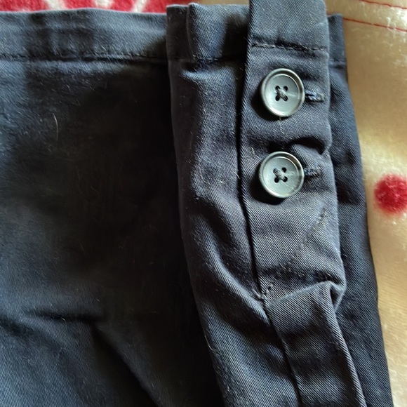 Pair of women’s capri pants - Picture 5 of 5